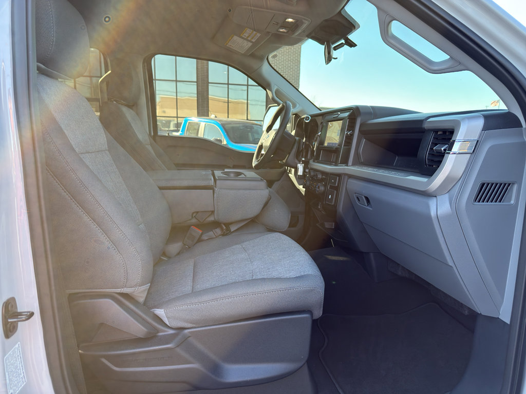 Used 2025 Ford F250 XL w/ STX Appearance Package image 32
