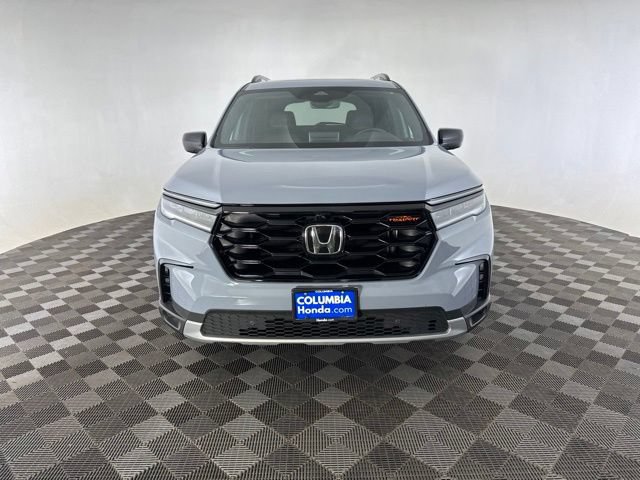 Used 2024 Honda Pilot TrailSport image 3