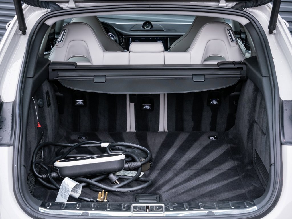 Used 2020 Porsche Panamera 4 image 30