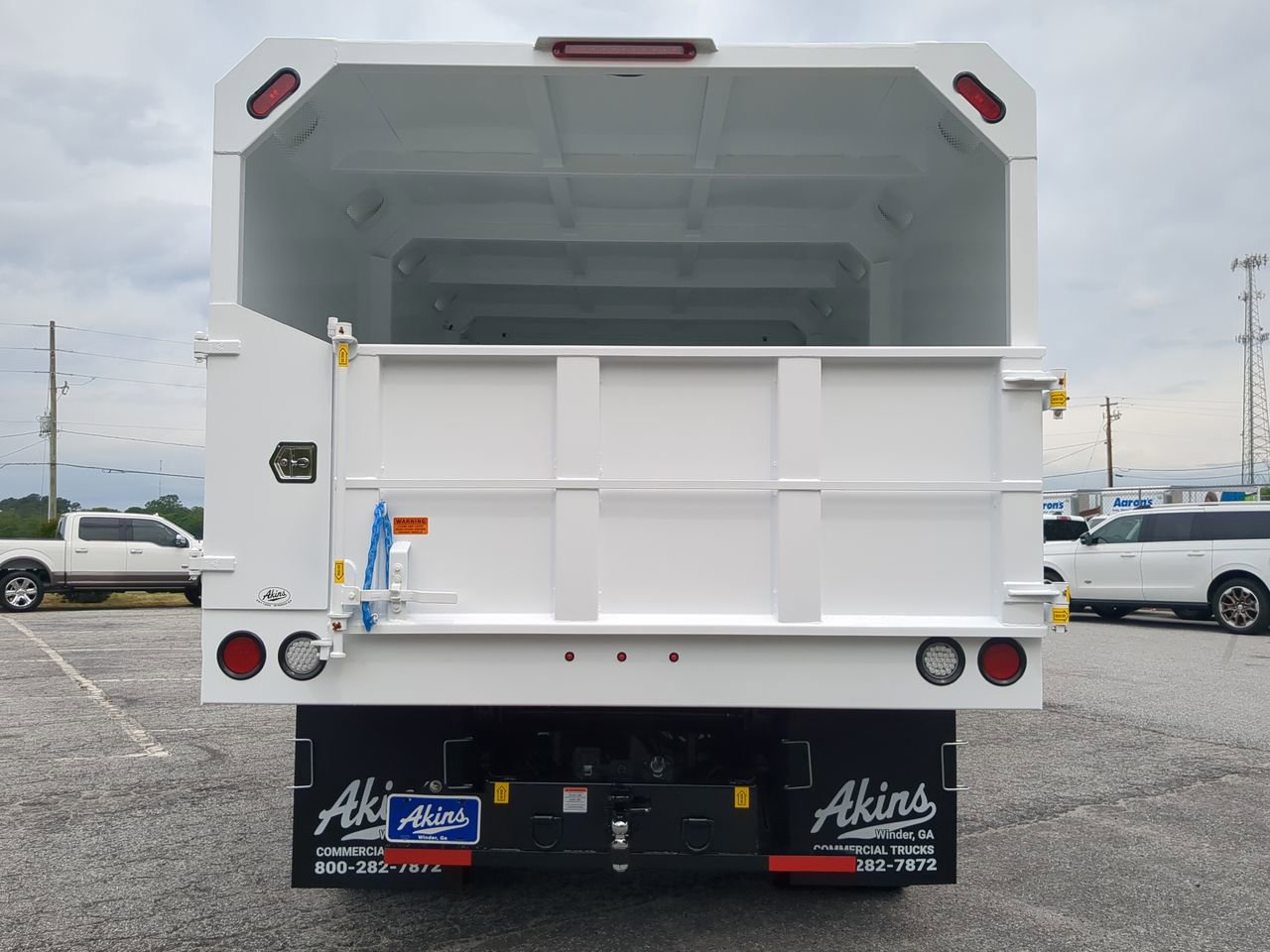 New 2027 Ford F750 2WD Regular Cab Super Duty image 4