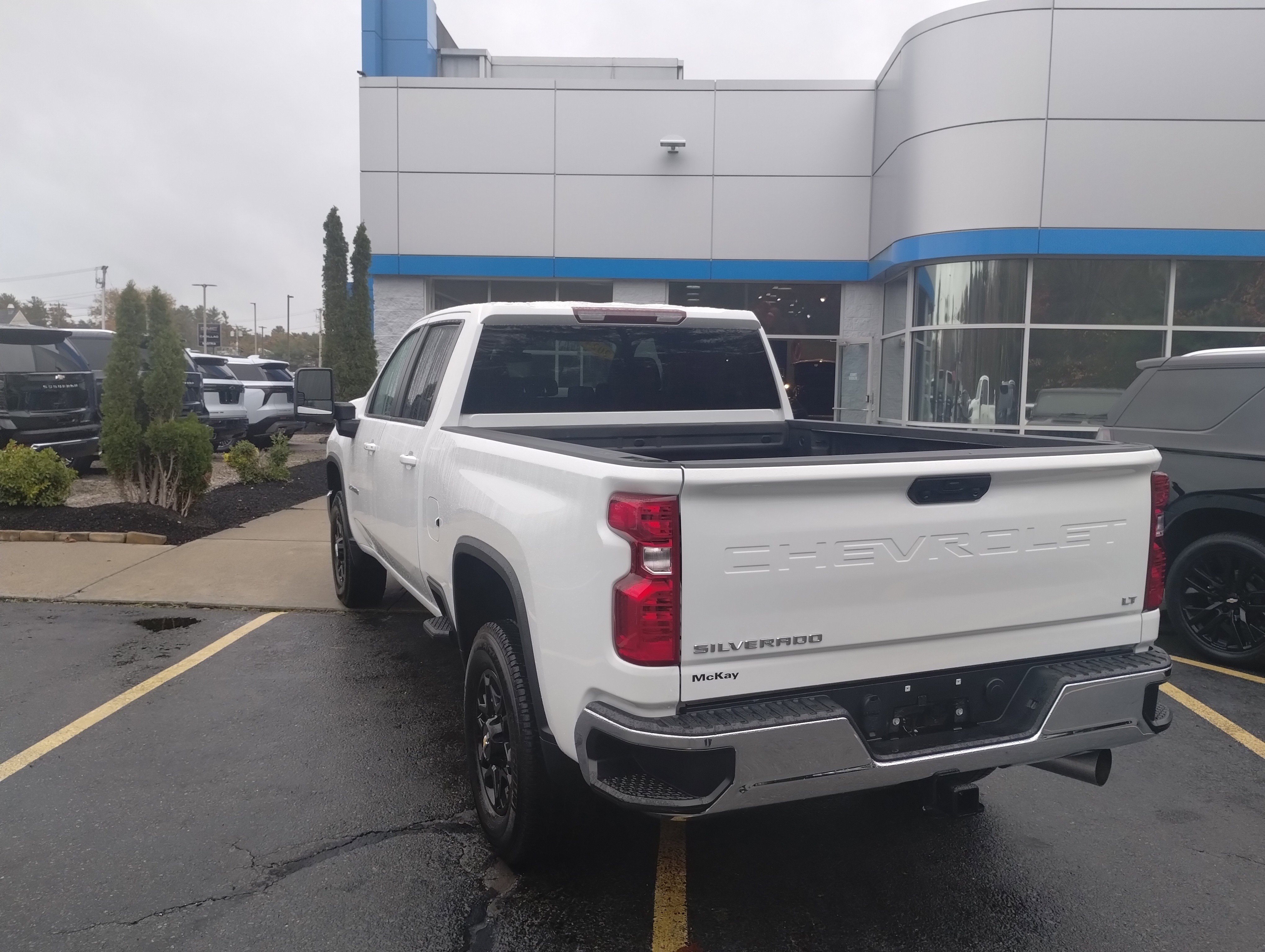 Used 2024 Chevrolet Silverado 2500 LT image 5