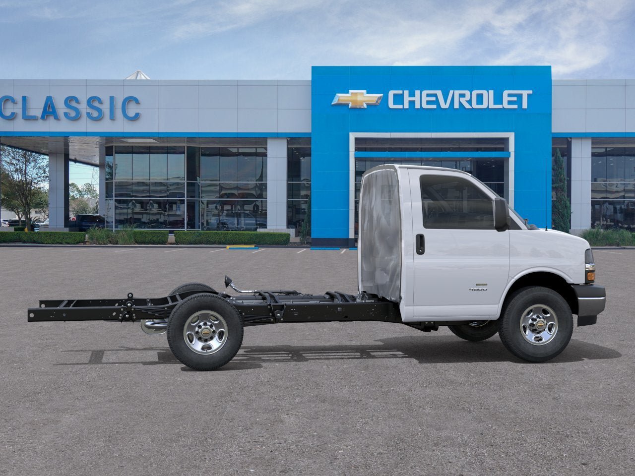 New 2026 Chevrolet Express 3500 w/ Power Convenience Package RWD image 5