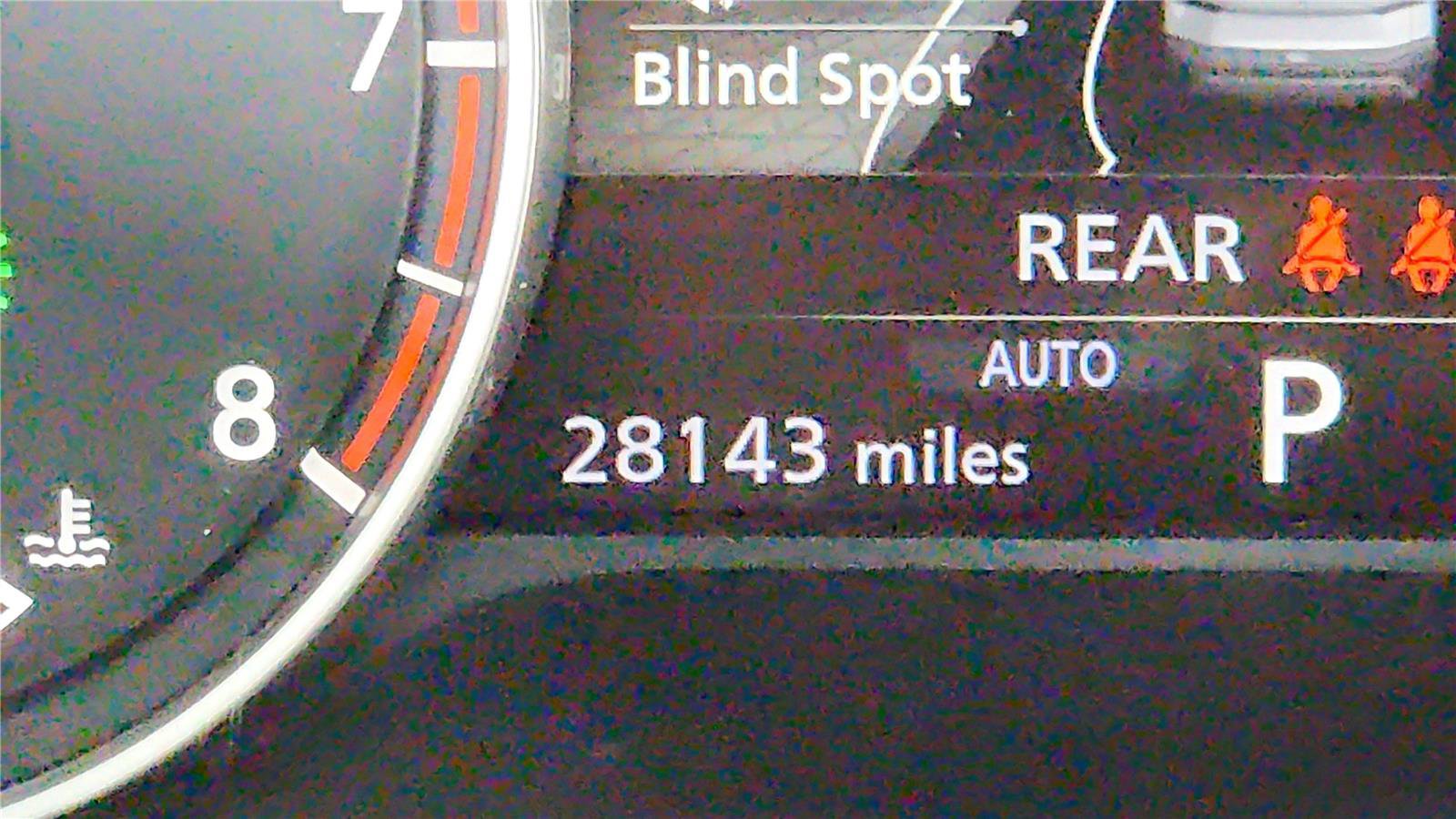 Used 2022 Nissan Rogue SV w/ SV Premium Package image 23