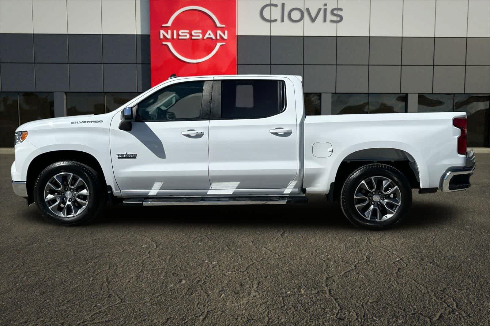 Used 2024 Chevrolet Silverado 1500 LT RWD image 5