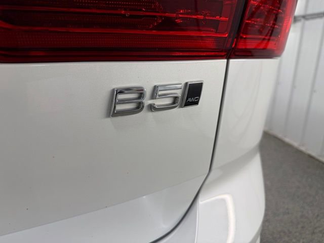 Used 2023 Volvo XC60 B5 Plus w/ Climate Package image 32