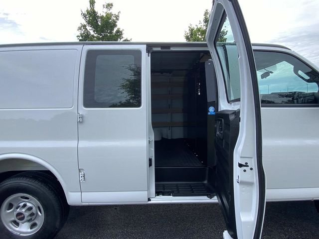 Used 2025 GMC Savana 2500 w/ Driver Convenience Package RWD image 14
