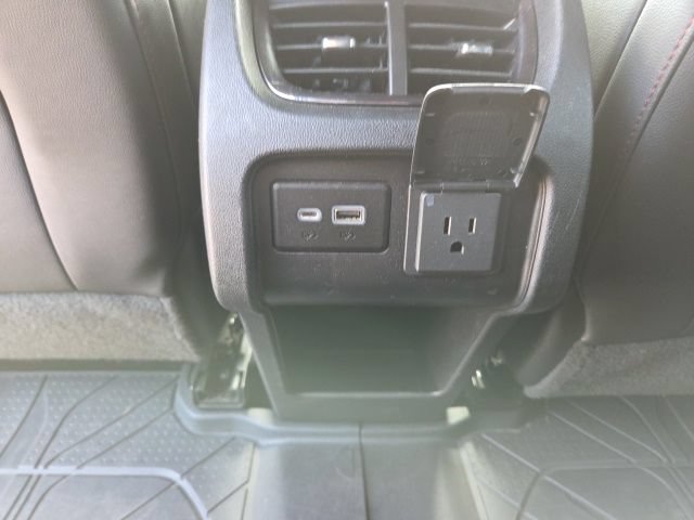 Certified 2020 Chevrolet Blazer RS w/ LPO, Floor Liner Package AWD/4WD image 34