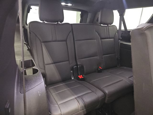 Used 2024 Chevrolet Suburban RST w/ Luxury Package AWD/4WD image 33