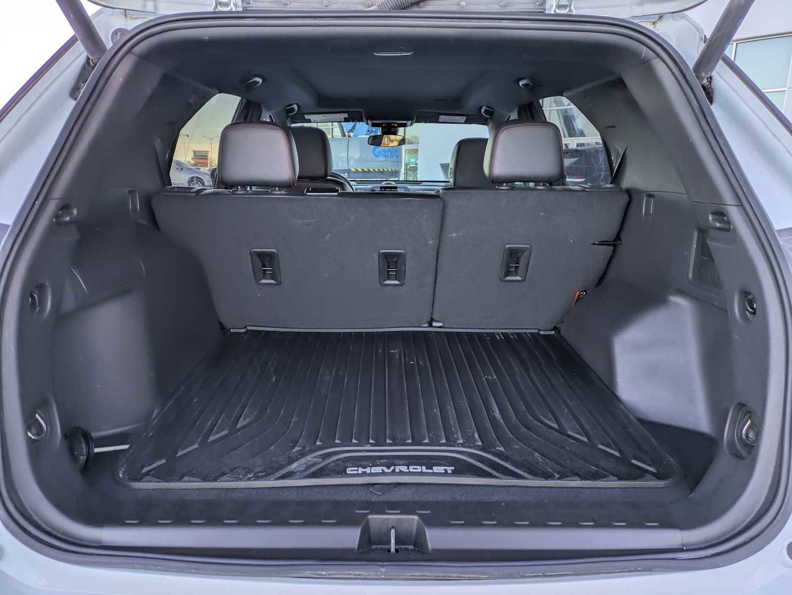 Used 2024 Chevrolet Equinox RS w/ RS Leather Package image 33