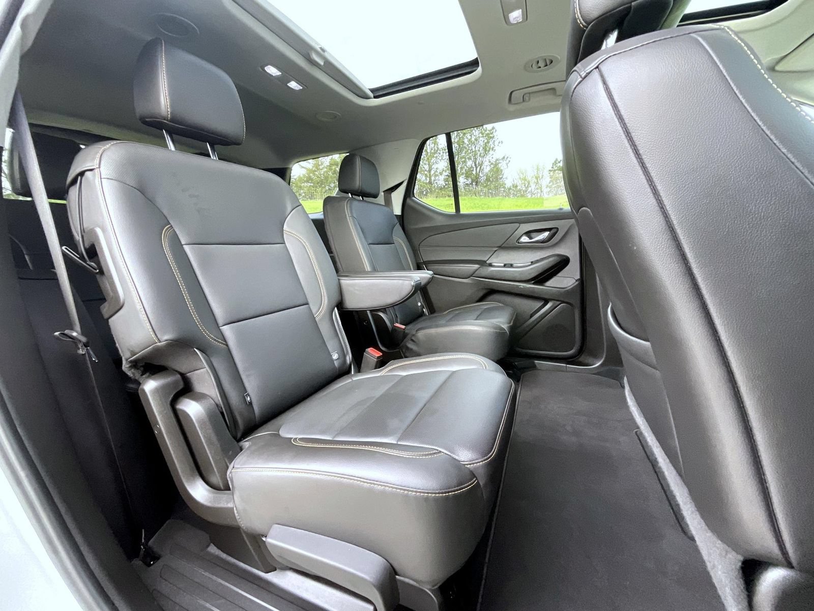 Used 2021 Chevrolet Traverse Premier AWD/4WD image 22