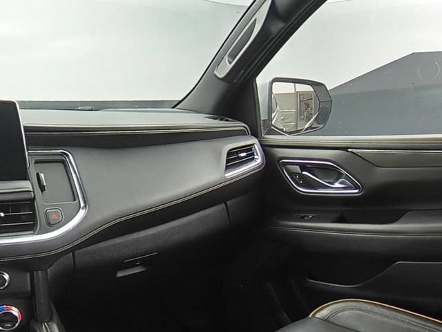 Used 2023 GMC Yukon AT4 w/ Technology Package AWD/4WD image 35