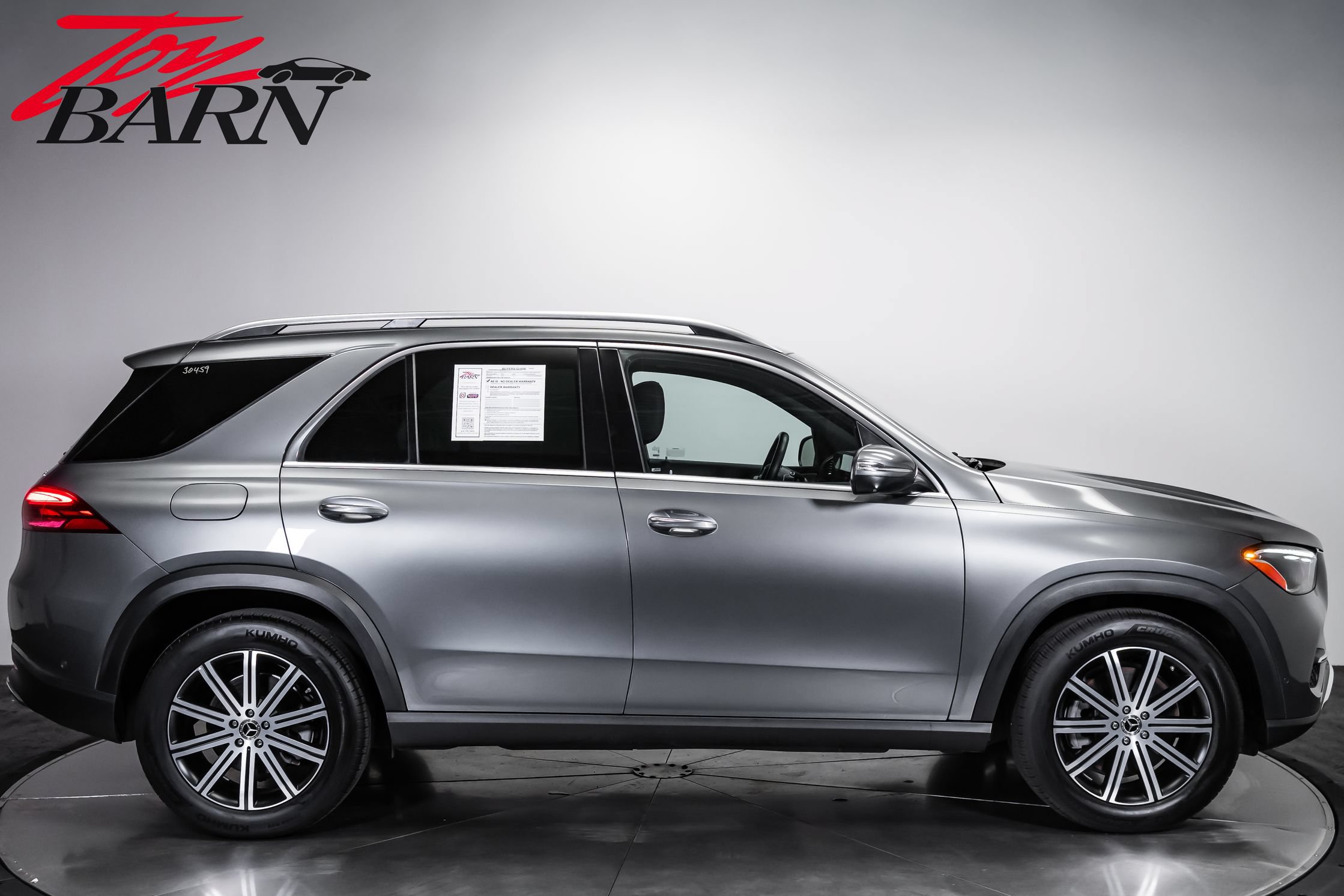 Used 2025 Mercedes-Benz GLE 450e 4MATIC w/ Driver Assistance Package image 6