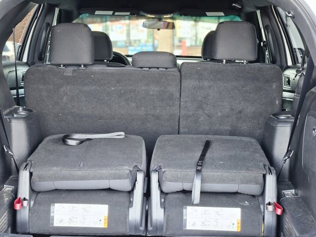Used 2017 Ford Explorer XLT image 28