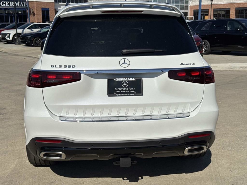 New 2026 Mercedes-Benz GLS 580 4MATIC image 5