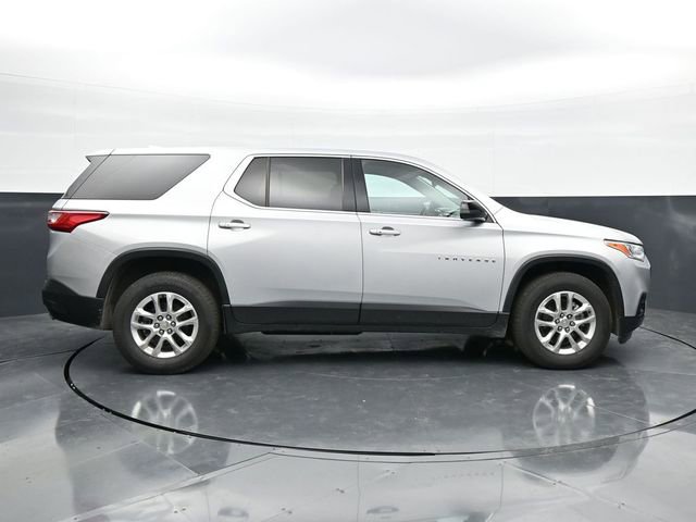 Used 2021 Chevrolet Traverse LS FWD image 8