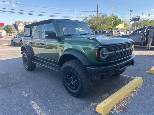 Used 2022 Ford Bronco Wildtrak image 2