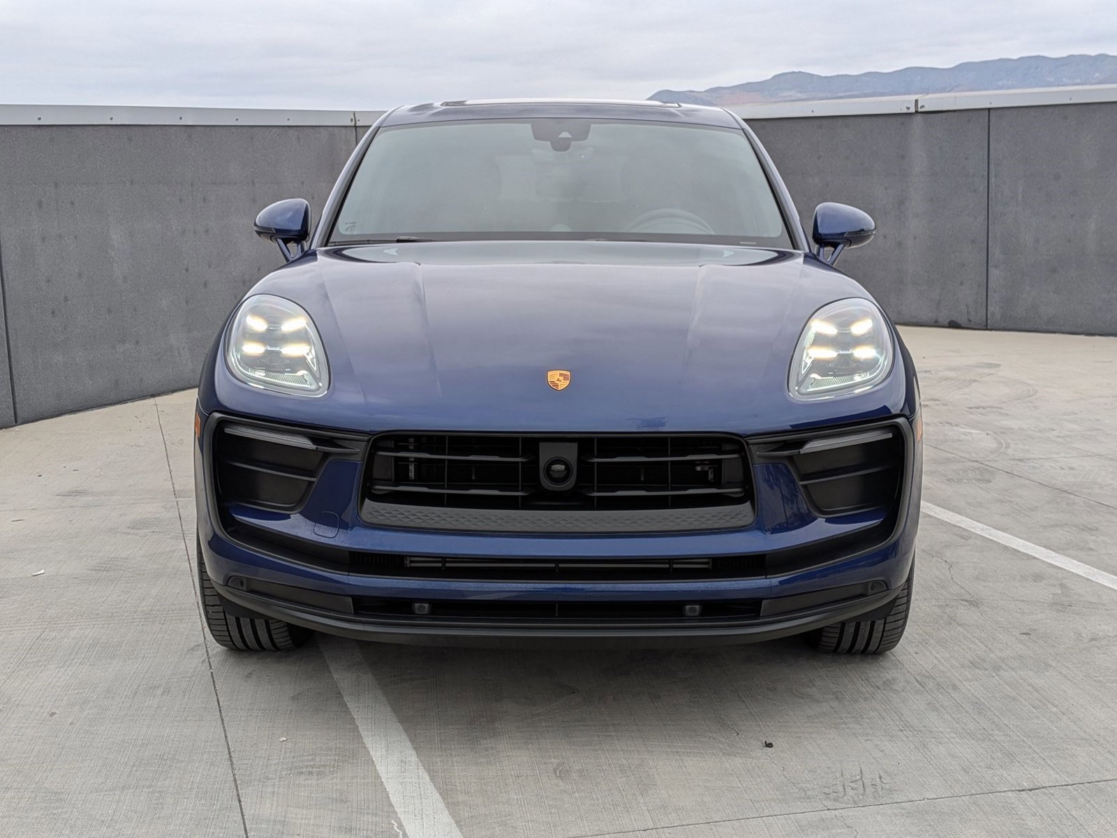 New 2025 Porsche Macan image 6