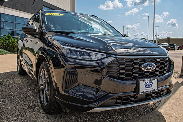 Used 2024 Ford Escape ST-Line w/ Equipment Group 301A FWD image 7