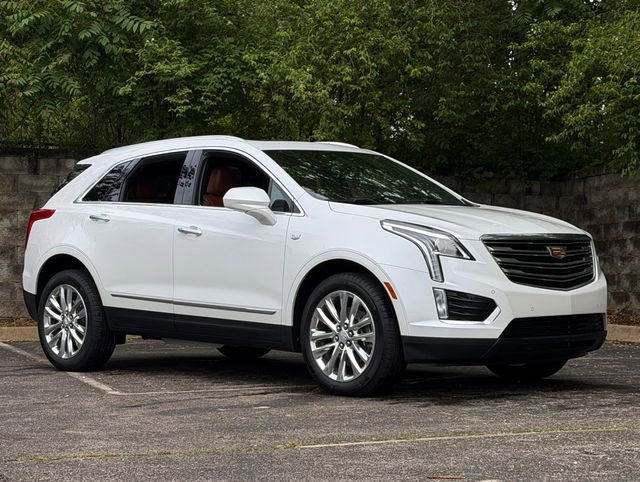 Used 2019 Cadillac XT5 Luxury FWD image 2