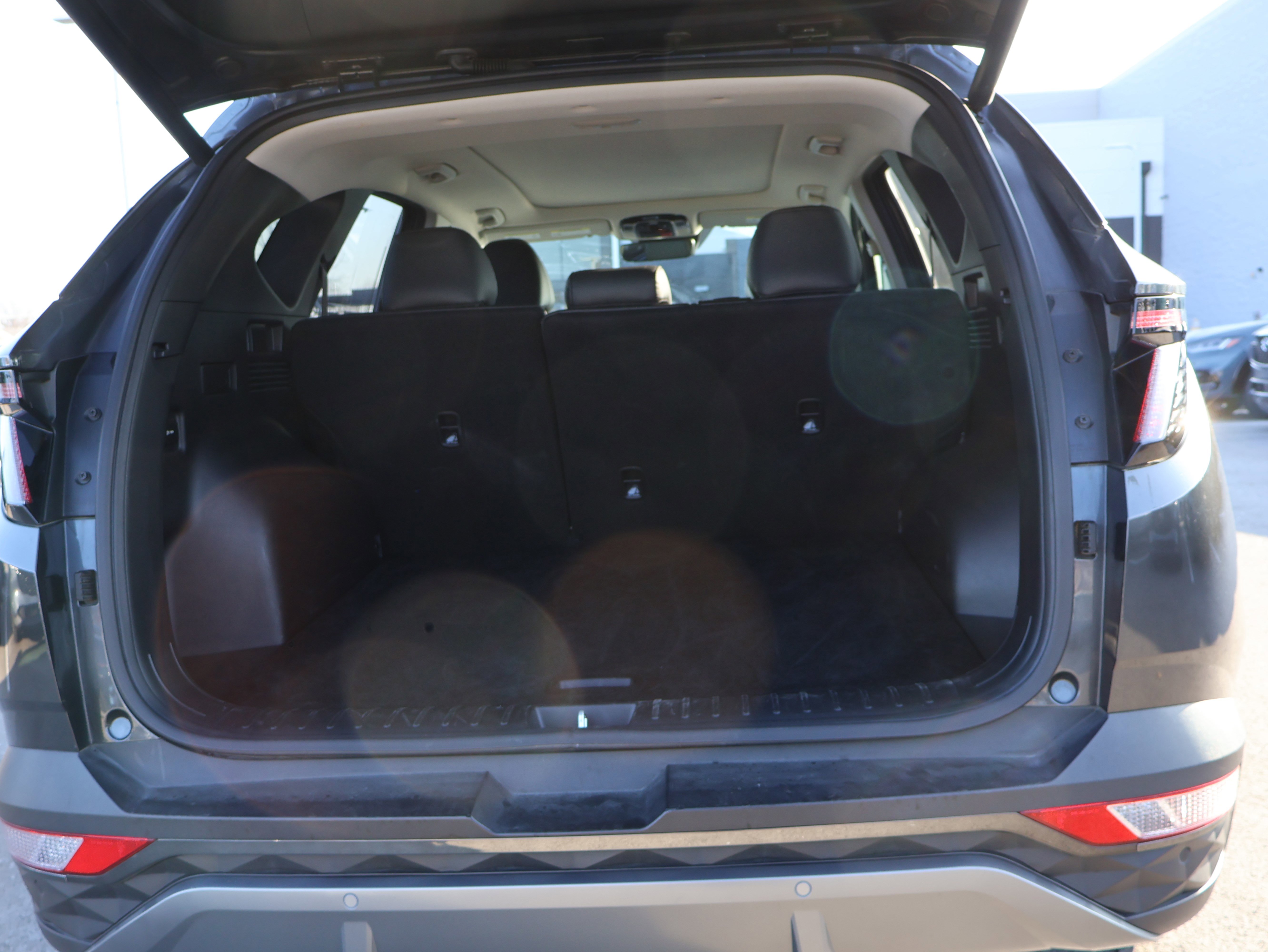 Used 2024 Hyundai Tucson Limited image 18