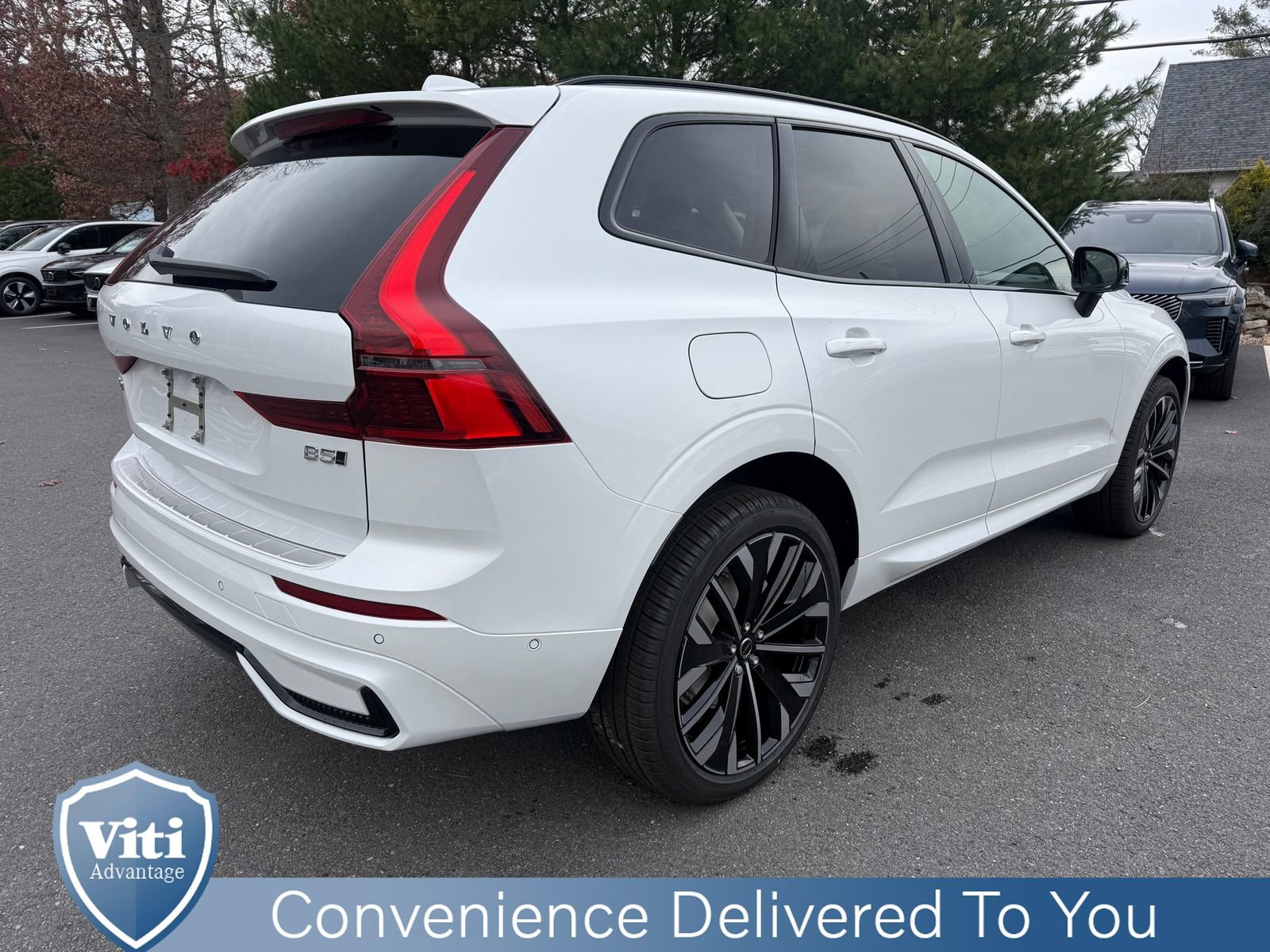 New 2026 Volvo XC60 B5 Ultra w/ Protection Package Premier image 8