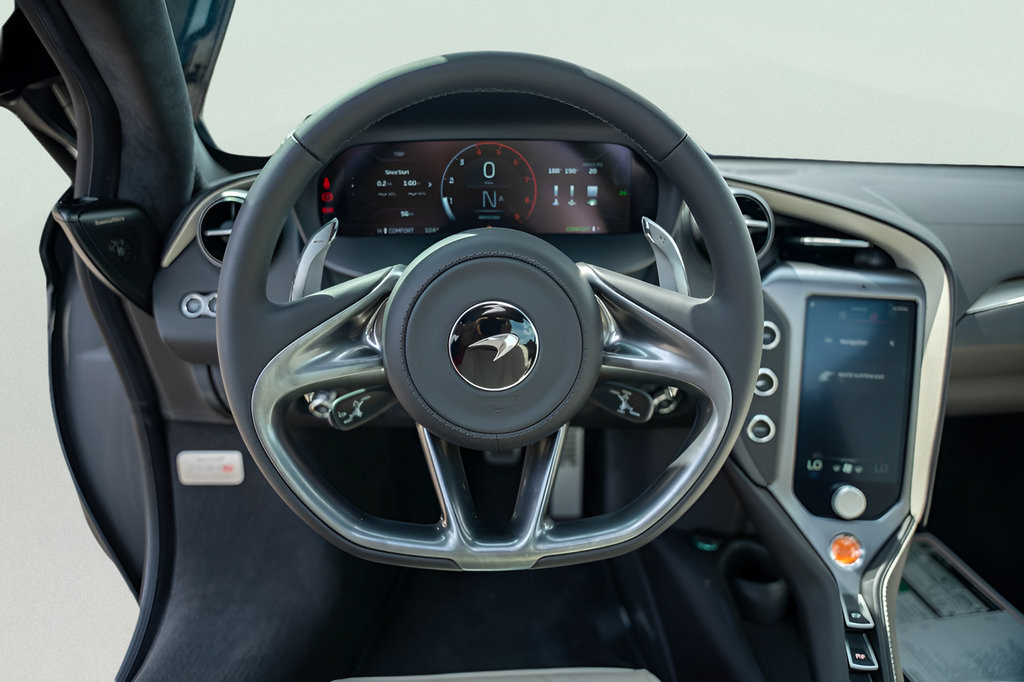 New 2026 McLaren 750S RWD image 41
