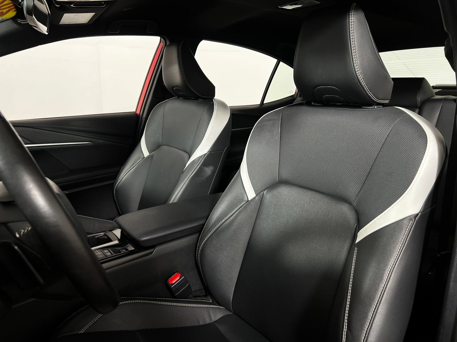 Certified 2025 Toyota Camry SE FWD image 13