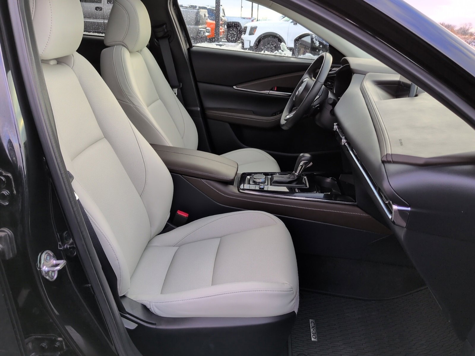 Certified 2025 MAZDA CX-30 AWD 2.5 S w/ Premium Package image 17