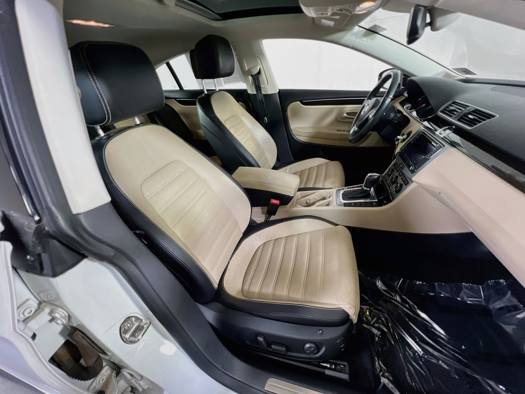 Used 2016 Volkswagen CC Executive AWD/4WD image 29