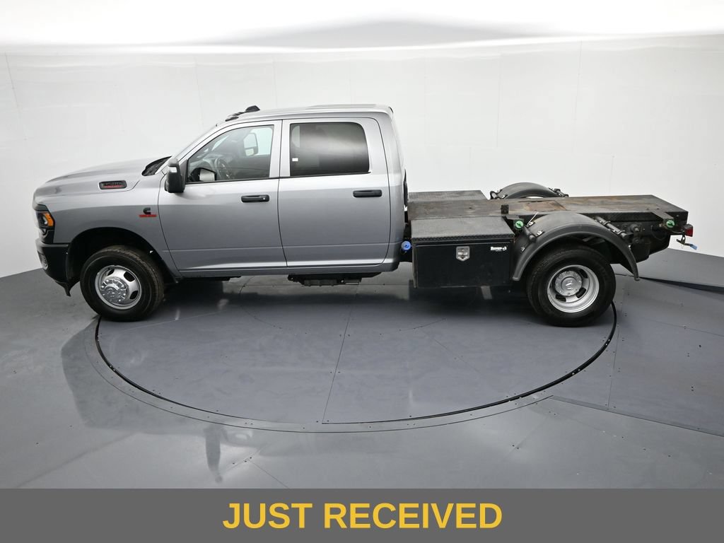 Used 2024 RAM 3500 Tradesman w/ Cold Weather Group RWD image 19