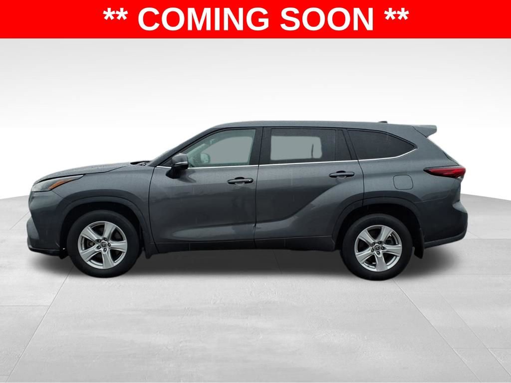 Used 2022 Toyota Highlander L image 5