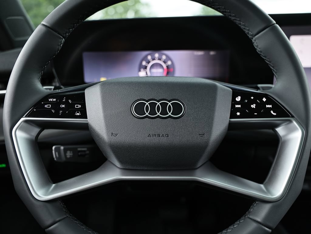 New 2026 Audi Q3 quattro 2.0T AWD/4WD image 32