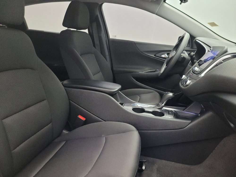 Used 2020 Chevrolet Malibu LT FWD image 21