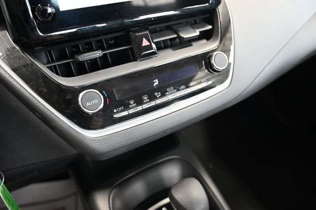 Used 2023 Toyota Corolla LE FWD image 17