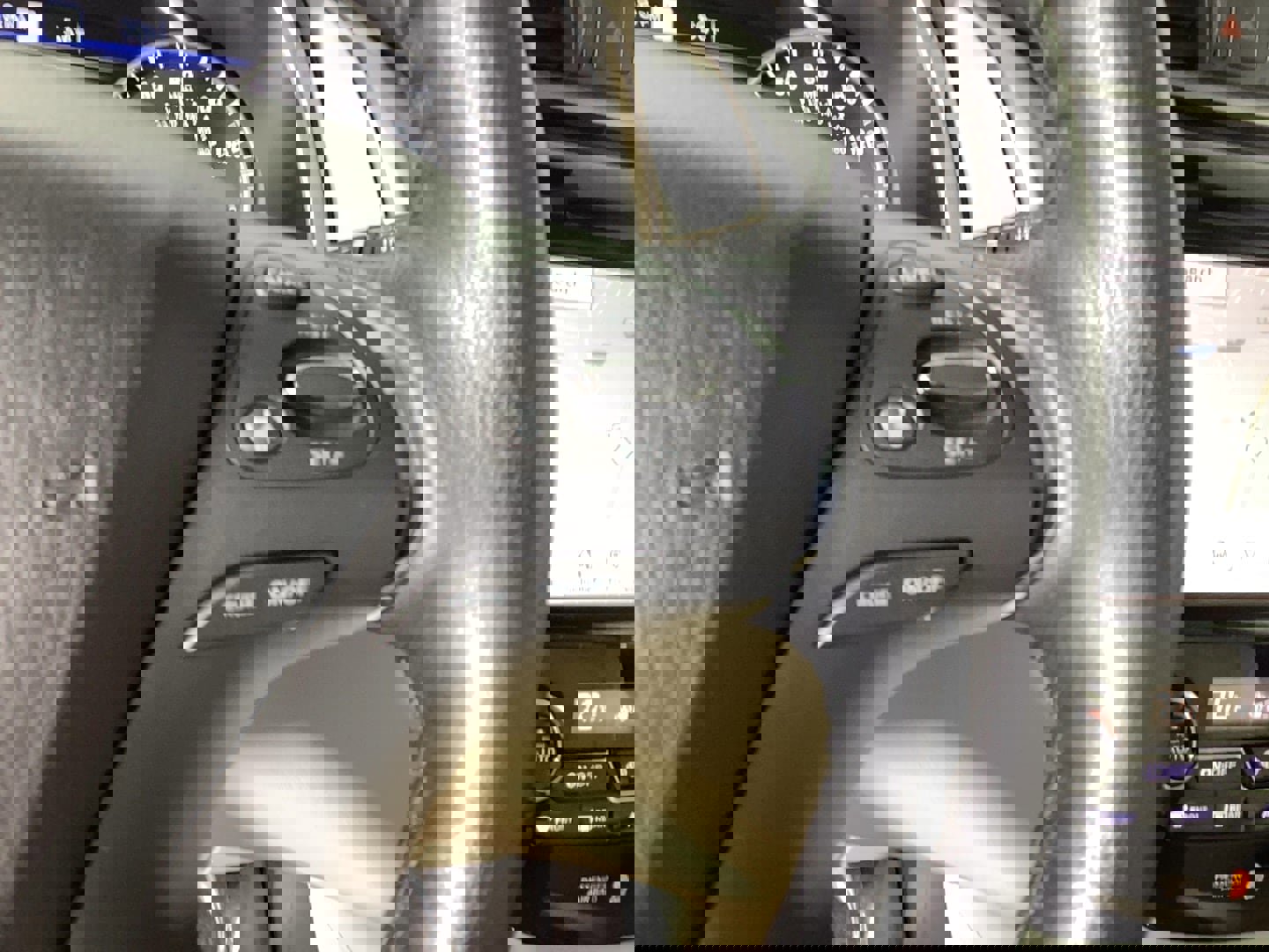 Used 2023 Nissan Murano SL w/ SL Moonroof Package image 27