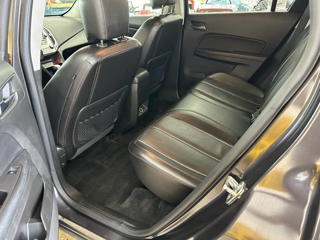 Used 2015 GMC Terrain SLT w/ Chrome Appearance Package image 12