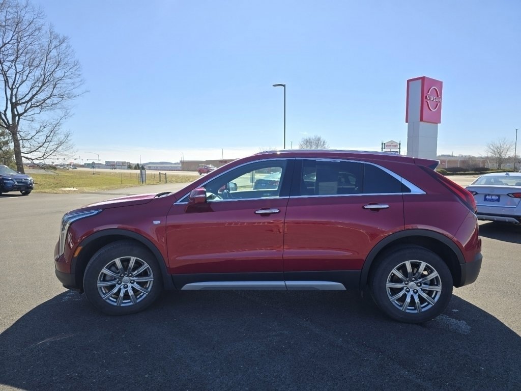 Used 2023 Cadillac XT4 Premium Luxury image 10