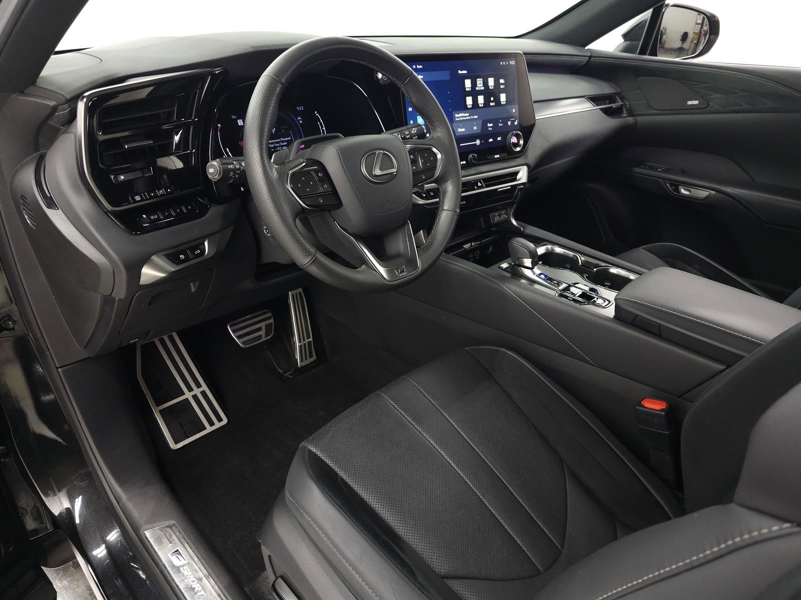 Used 2024 Lexus RX 500h F Sport w/ Convenience Package image 18