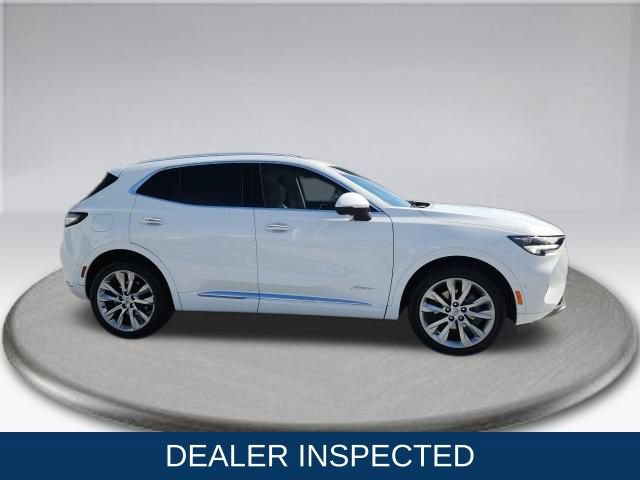 Used 2022 Buick Envision Avenir w/ Technology Package II image 11