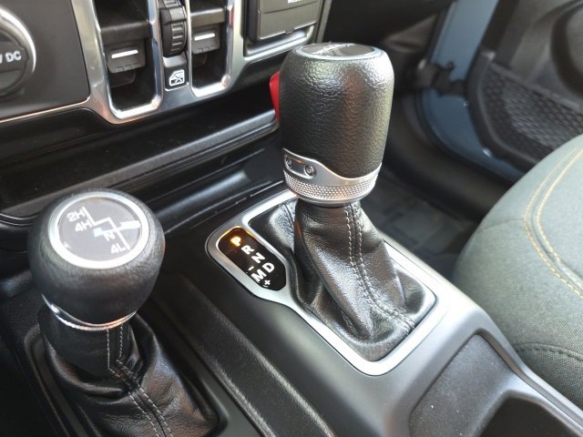 Used 2024 Jeep Gladiator Sport image 31
