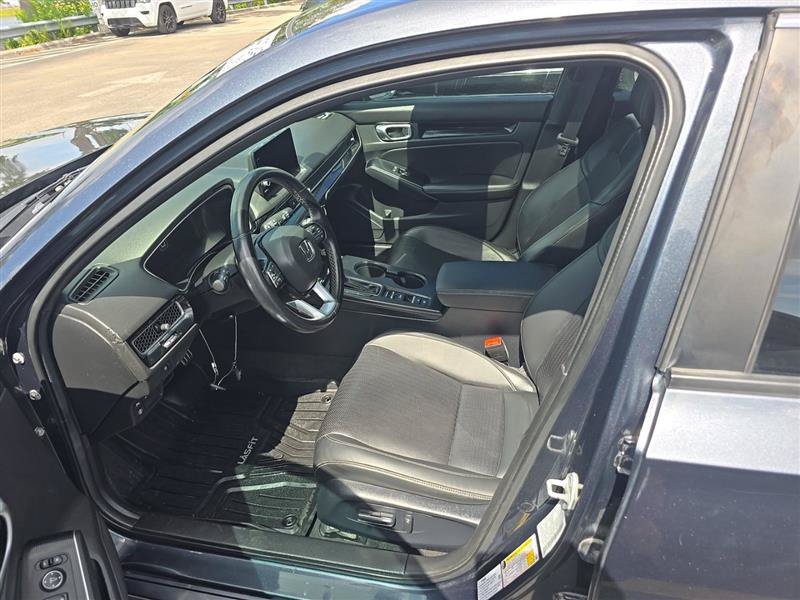 Used 2023 Honda Civic Sport Touring image 6