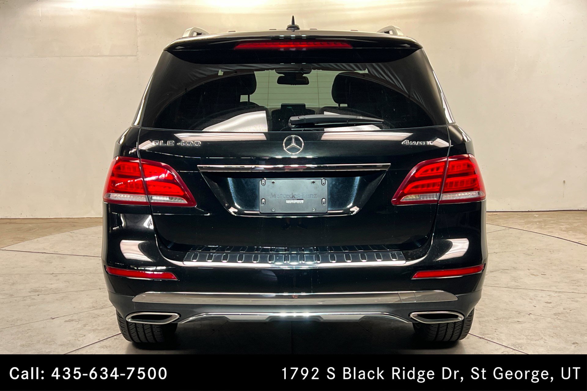 Used 2019 Mercedes-Benz GLE 400 4MATIC w/ Premium 1 Package image 4