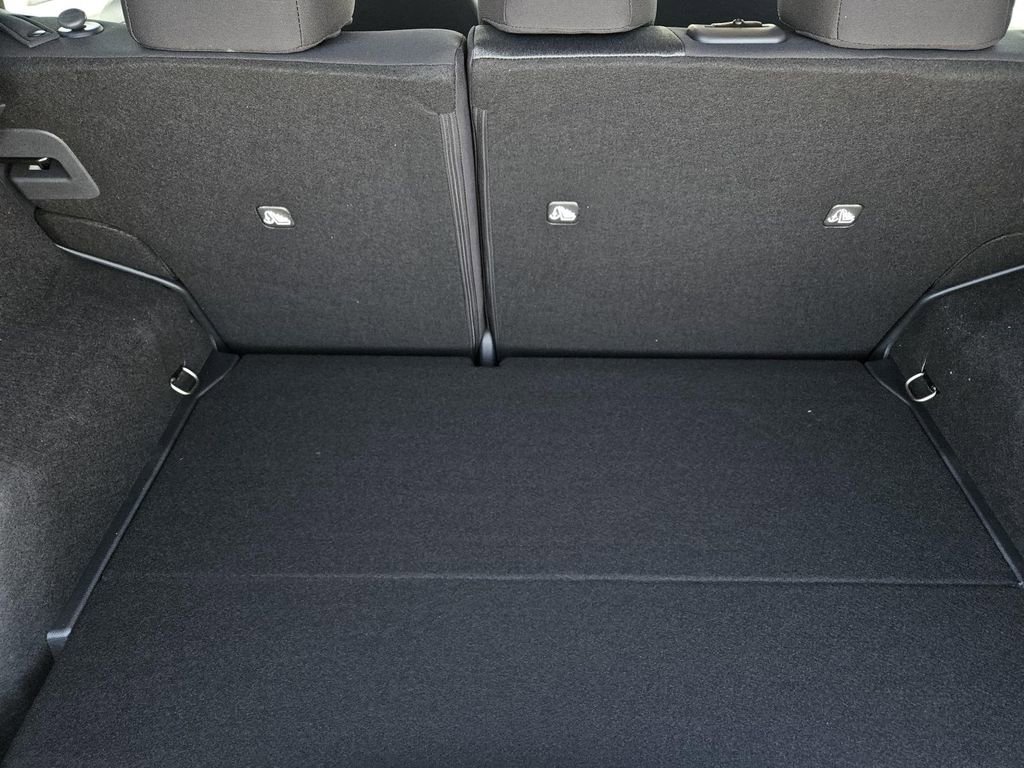 New 2026 Nissan Kicks SV image 6