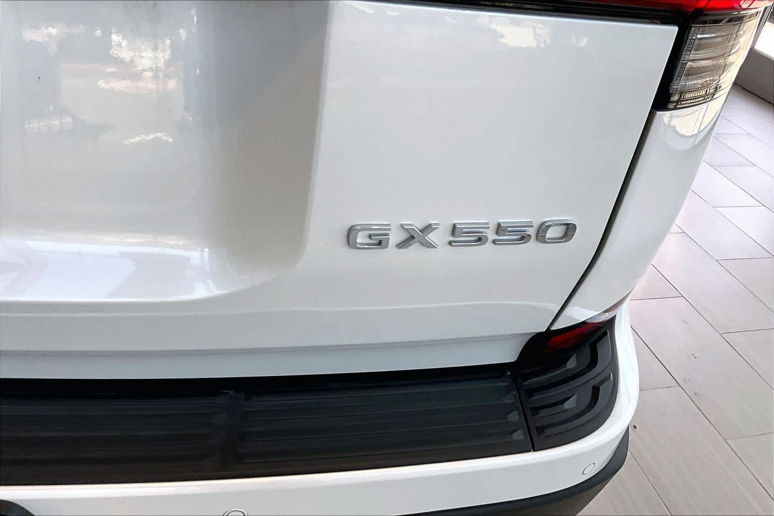 Used 2024 Lexus GX 550 AWD/4WD image 28