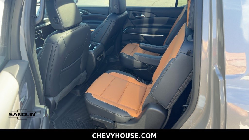 New 2027 Chevrolet Traverse Z71 w/ Enhanced Driving Package AWD/4WD image 91