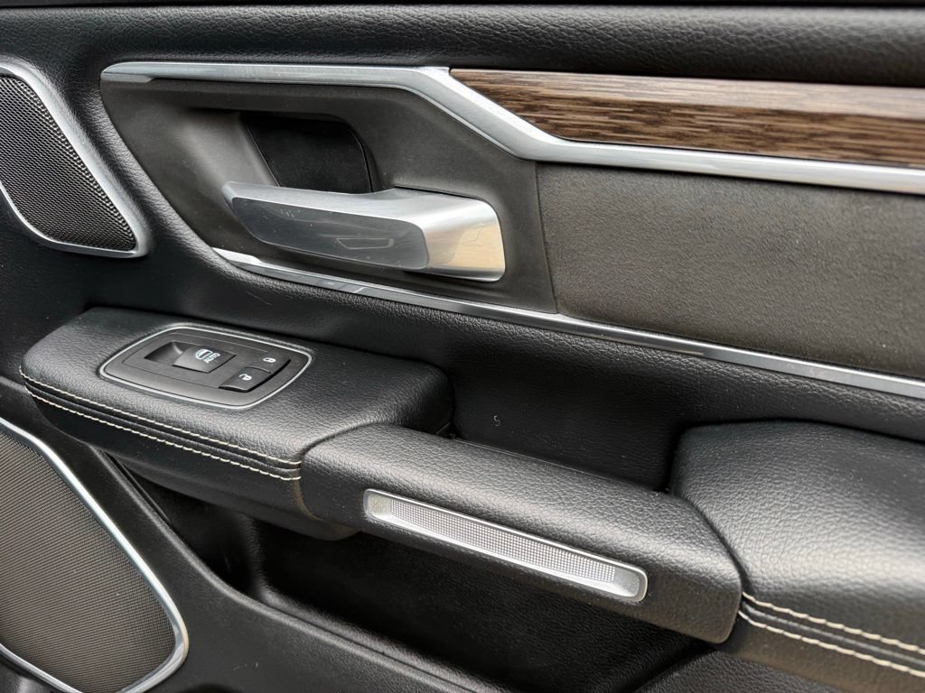 Used 2019 RAM 1500 Laramie RWD image 43