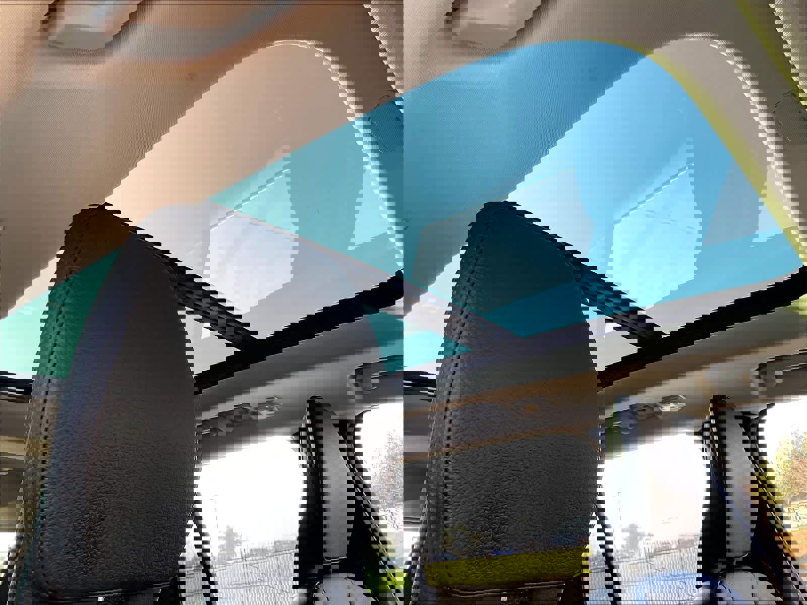 Used 2023 Volvo XC90 B6 Plus w/ Protection Package Premier image 25