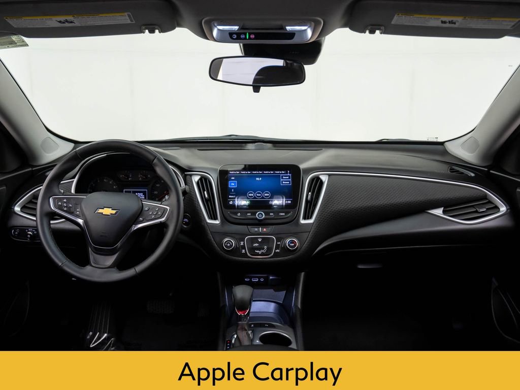 Used 2025 Chevrolet Malibu RS w/ LPO, Floor Liner Package image 9