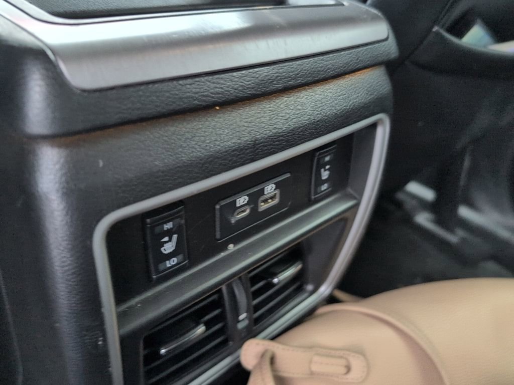 Used 2020 Nissan Murano SL w/ Moonroof Package image 13