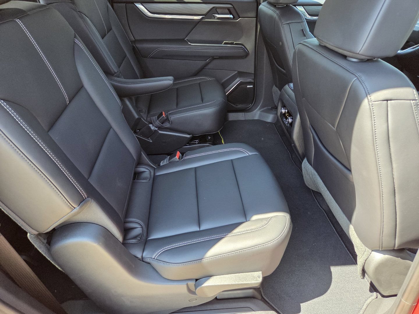 New 2026 GMC Acadia Elevation FWD image 22